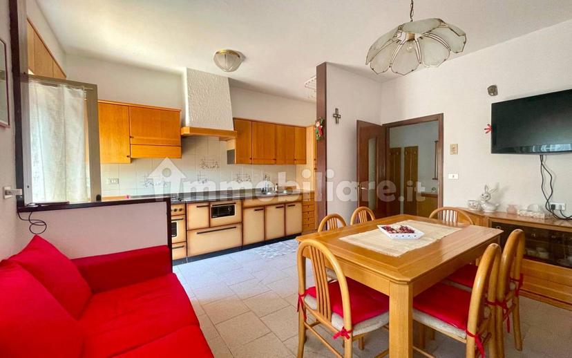 Appartamento via Nuova, Cinte Tesino — foto 2 di 21
