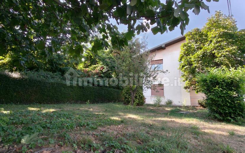 Villa bifamiliare via Silvio Pellico, Dormelletto — foto 13 di 13