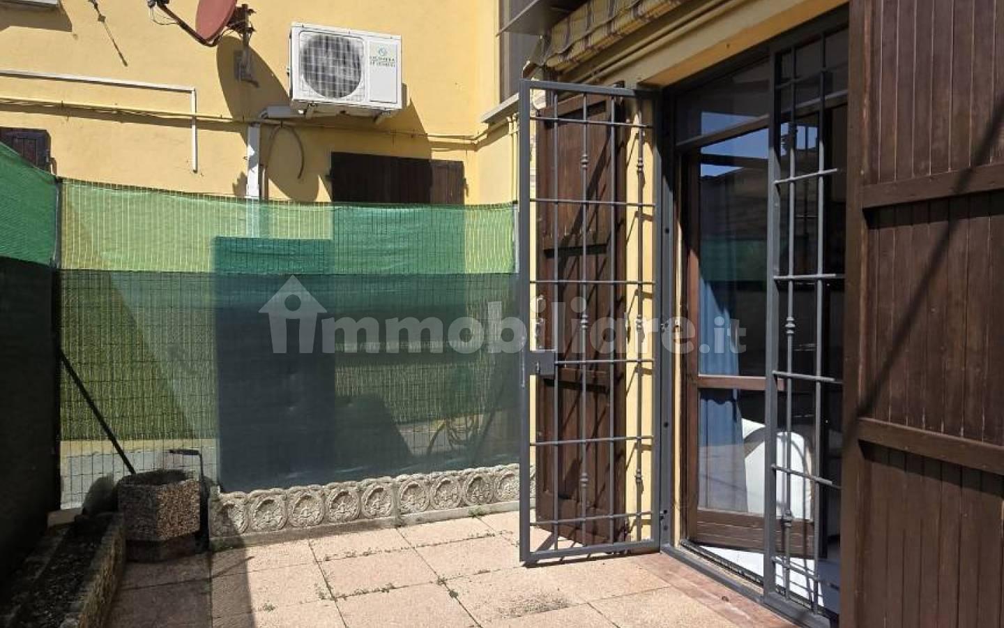 Bilocale via Gregorio Agnini 11, Centro, Castelfranco Emilia