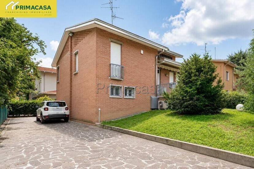 Terratetto unifamiliare via Isaac Newton, Centro, Correggio — foto 17 di 29