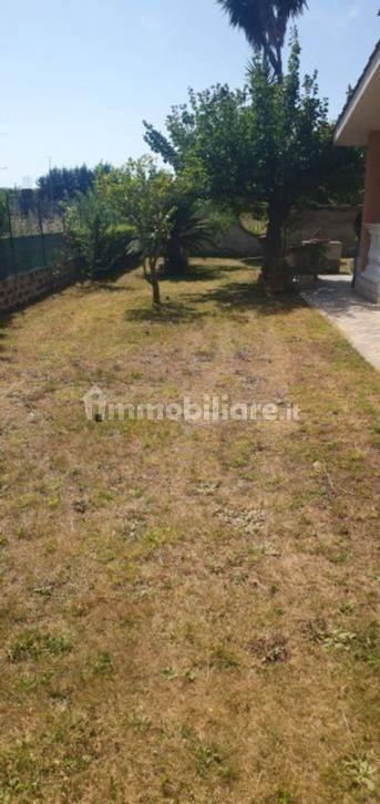 Villa unifamiliare via Rosolino Pilo 26, Campo di Carne - Pantanelle, Aprilia — foto 15 di 21