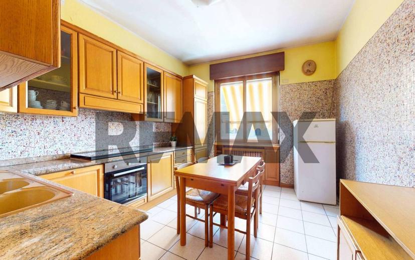 Quadrilocale piazza Mazzini 5, Centro, Casatenovo — foto 11 di 22