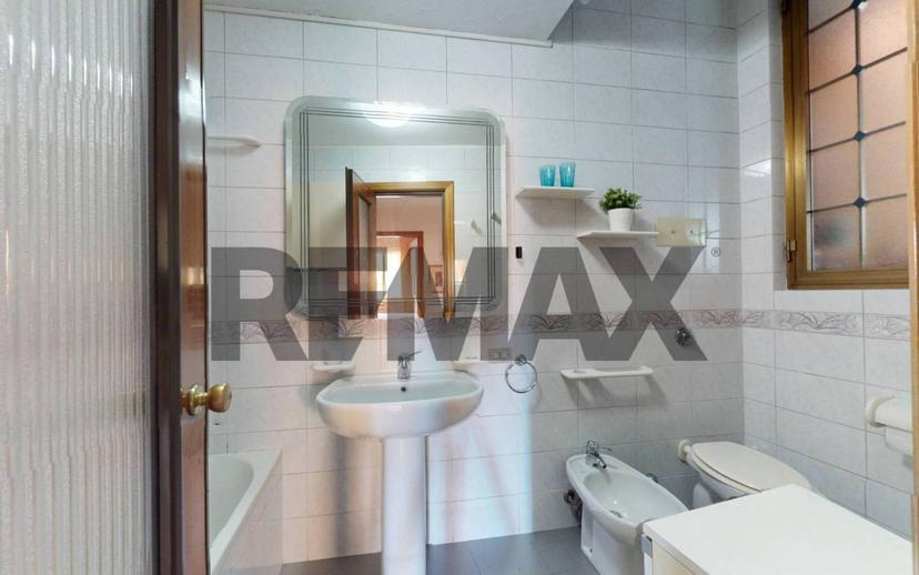 Quadrilocale piazza Mazzini 5, Centro, Casatenovo — foto 12 di 22