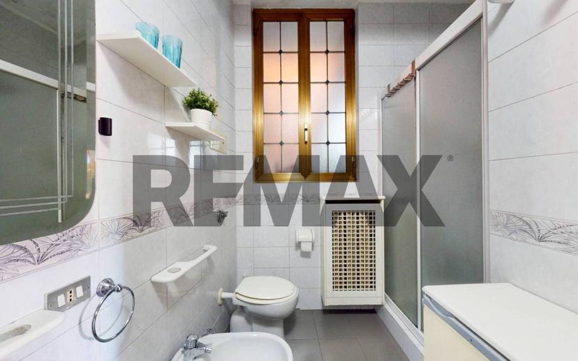 Quadrilocale piazza Mazzini 5, Centro, Casatenovo — foto 3 di 22