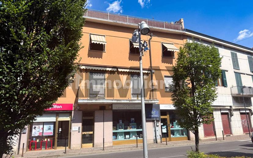 Quadrilocale piazza Giuseppe Mazzini 5, Centro, Casatenovo — foto 16 di 19