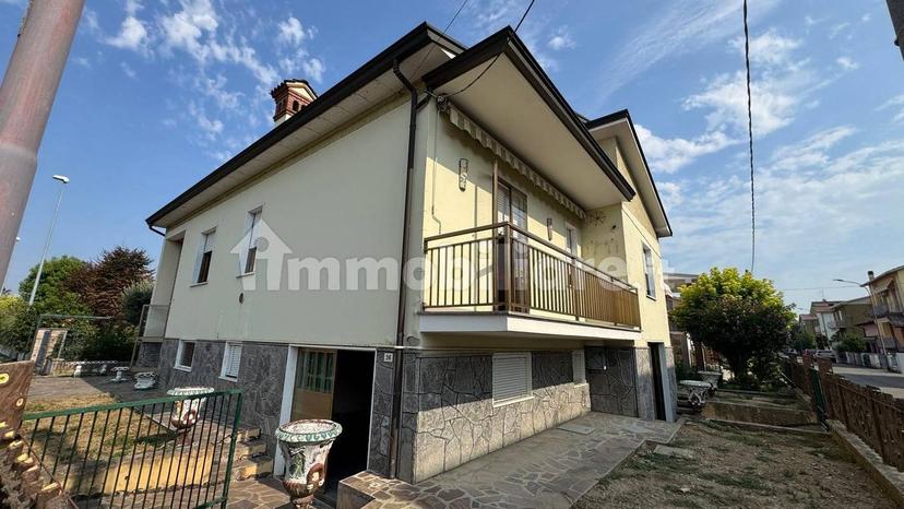 Villa unifamiliare, buono stato, 140 m², Centro, Pontenure — foto 8 di 16