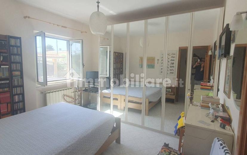 Villa unifamiliare via Rosolino Pilo 26, Campo di Carne - Pantanelle, Aprilia — foto 17 di 21