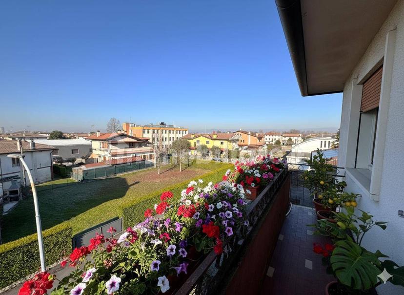 Trilocale via Giovanni Pascoli, Centro, Villafranca Padovana — foto 12 di 20