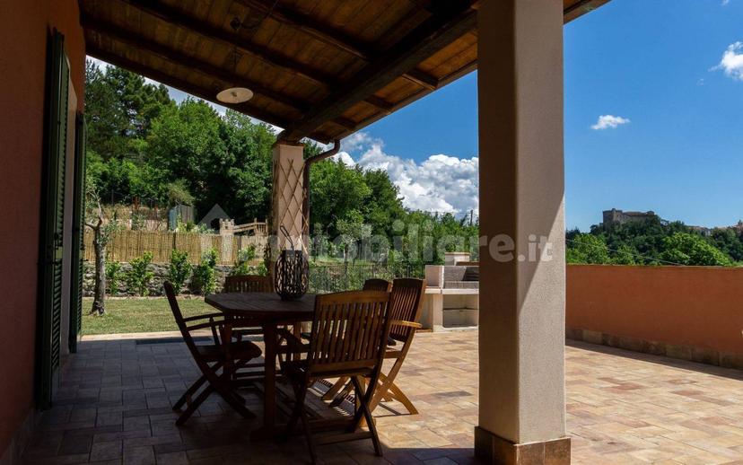 Villa bifamiliare Strada Provinciale di Fosdinovo, Fosdinovo