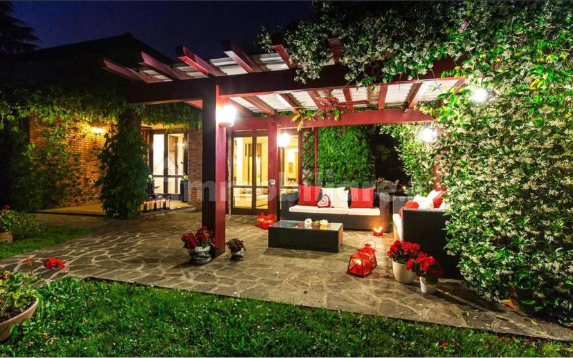 Villa unifamiliare via Alessandro Manzoni 17, Centro, Sulbiate — foto 11 di 20