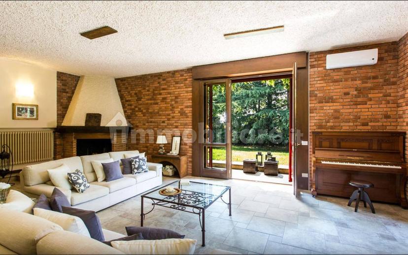 Villa unifamiliare via Alessandro Manzoni 17, Centro, Sulbiate — foto 6 di 20