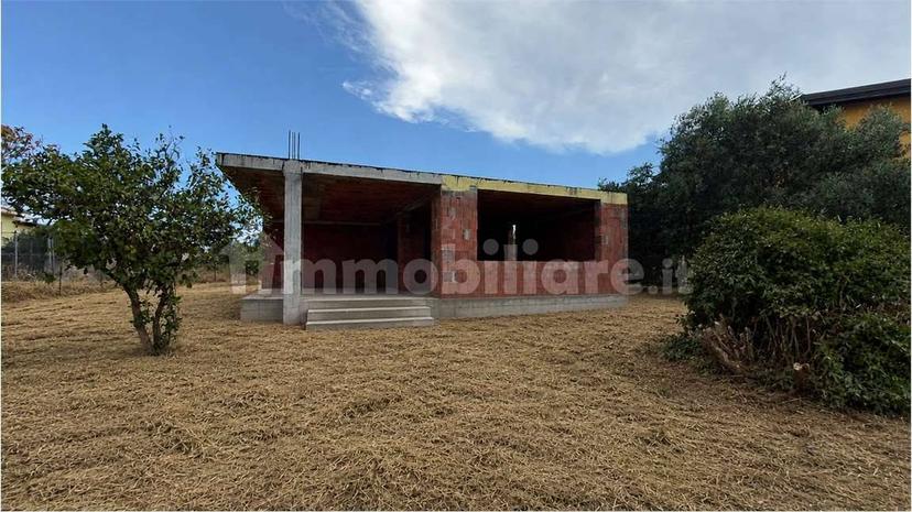 Villa unifamiliare via Is Prunixeddas, 00, Uta — foto 2 di 21
