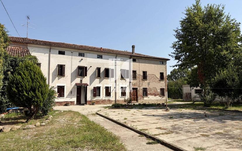 Villa bifamiliare via strada Crociare, Centro, San Benedetto Po — foto 49 di 50