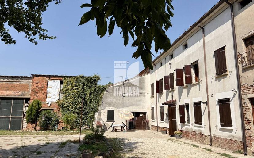 Villa bifamiliare via strada Crociare, Centro, San Benedetto Po — foto 31 di 50
