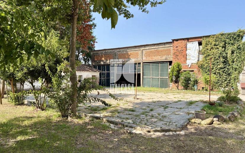 Villa bifamiliare via strada Crociare, Centro, San Benedetto Po — foto 10 di 50