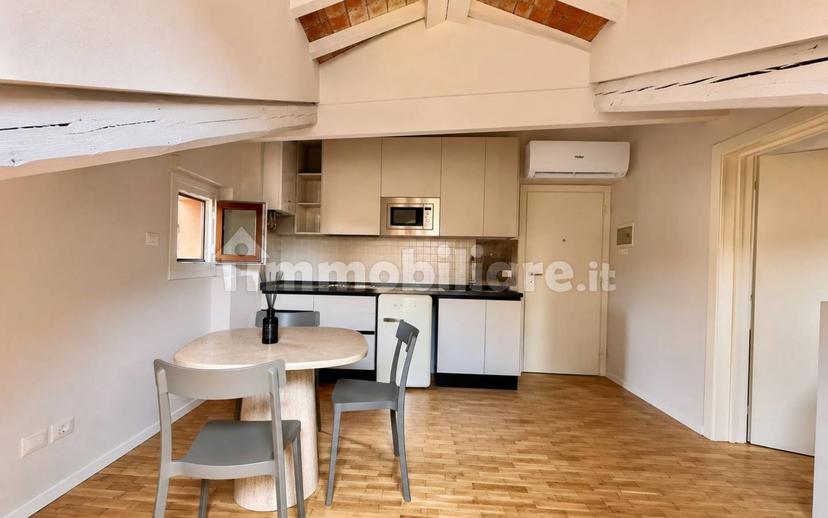 Mansarda ottimo stato, 50 m², Centro Storico, Vicenza — foto 5 di 14