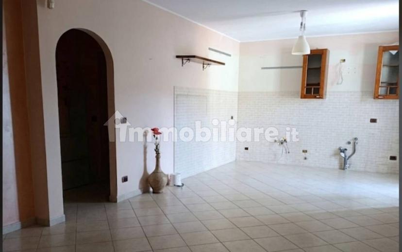 Quadrilocale via Roma 282, Scarcelli, Saponara — foto 2 di 19