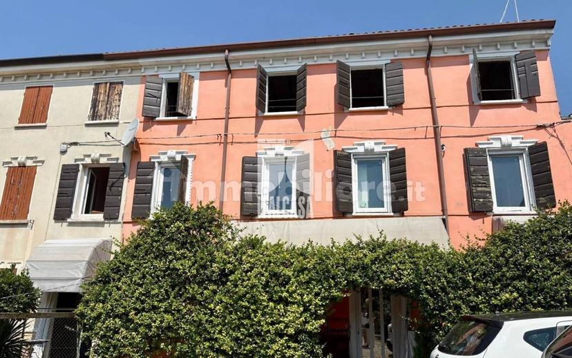 Villa bifamiliare, buono stato, 166 m², Porto Mantovano — foto 2 di 15