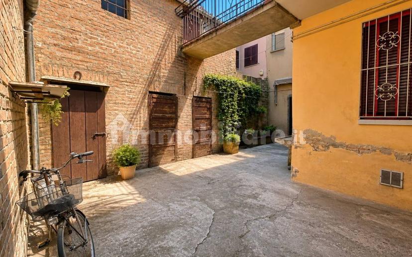 Appartamento via Vegri, Centro Storico, Ferrara