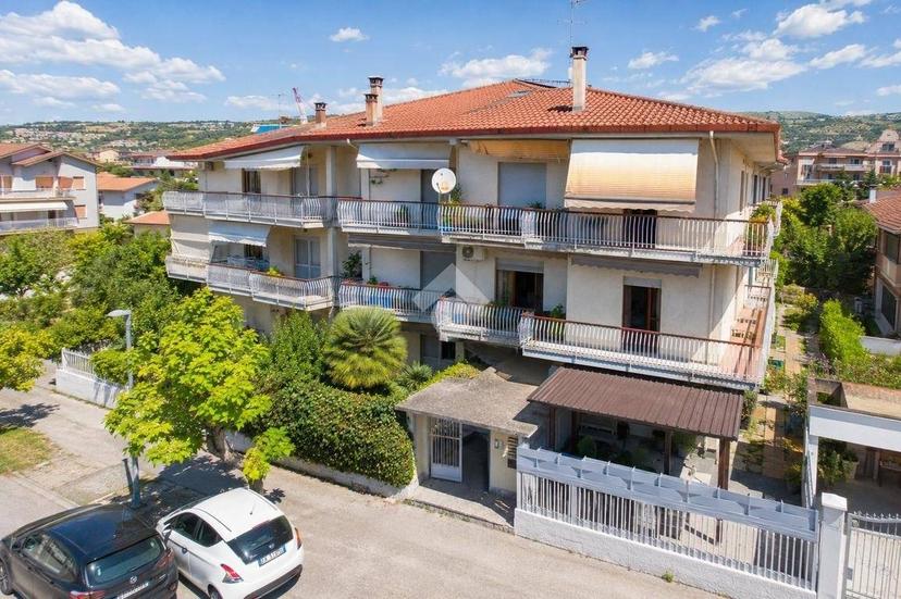 Quadrilocale via Pietro Nenni 19, Centro, Roseto degli Abruzzi — foto 19 di 29
