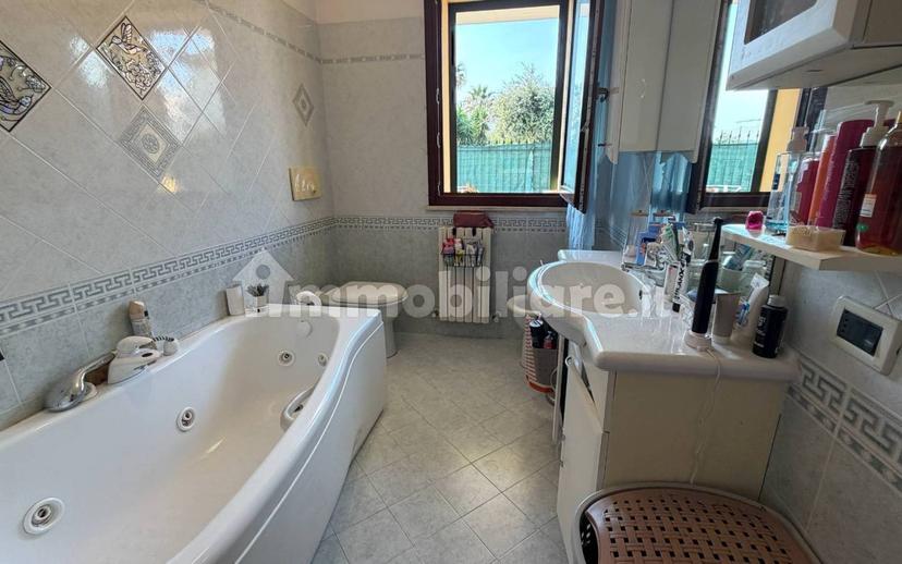 Quadrilocale via Monte Conero 46, Porto d'Ascoli, San Benedetto del Tronto — foto 11 di 27
