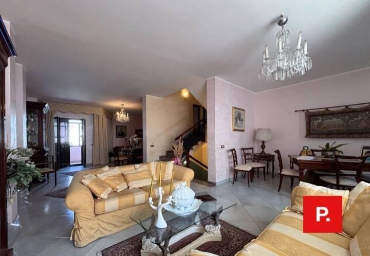 Villa a schiera via Salonia 3, Ospedale, Caserta — foto 3 di 31