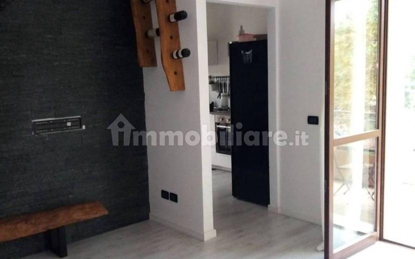Trilocale via Lasie, Zona Industriale, Casola Canina, Imola