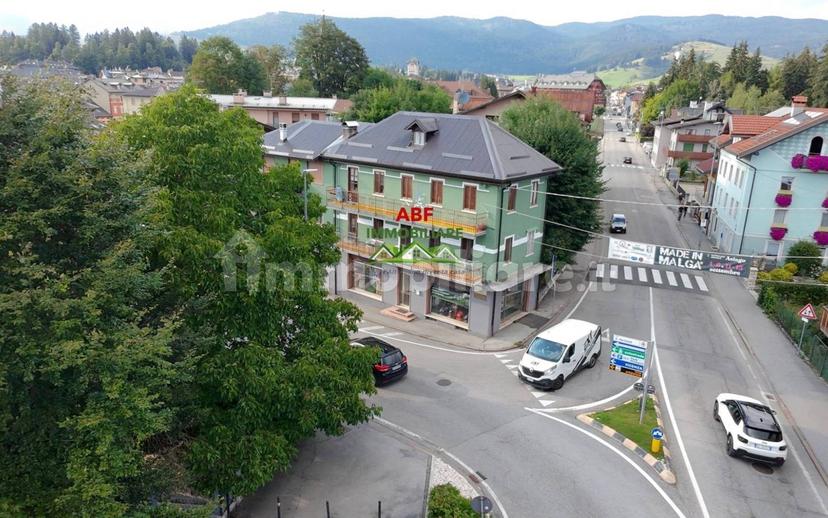 Quadrilocale viale Giuseppe Garibaldi 11, Centro, Asiago — foto 6 di 21