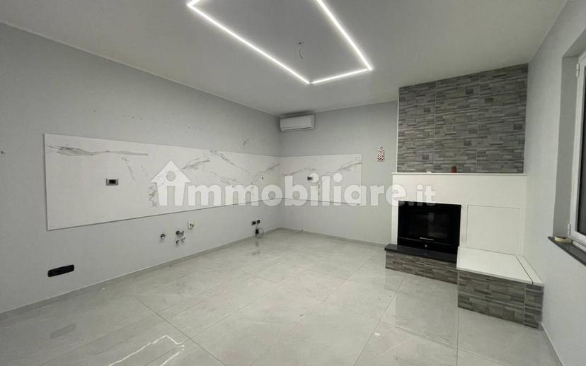 Trilocale Vico Secondo Conicelli 3, Belvedere di Spinello — foto 9 di 11