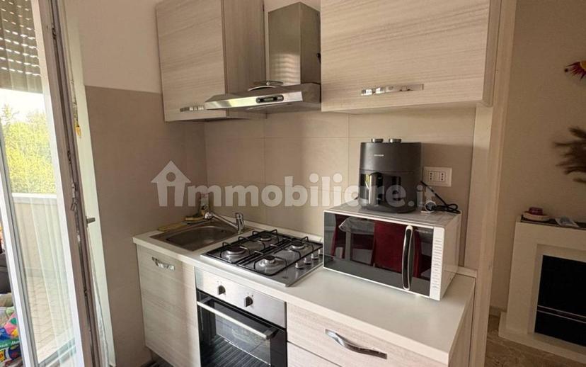 Bilocale via Firenze 10, Castellanza — foto 3 di 15