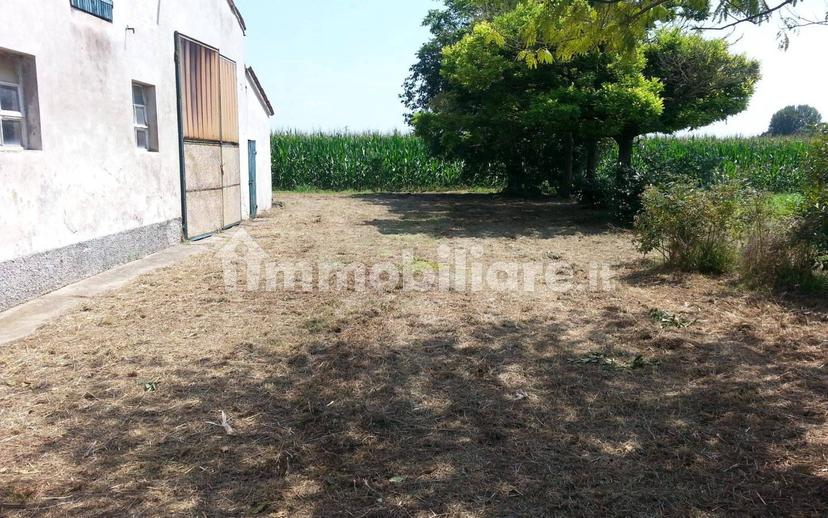 Casale via Parenza Alta 5, Borgo Virgilio — foto 4 di 8