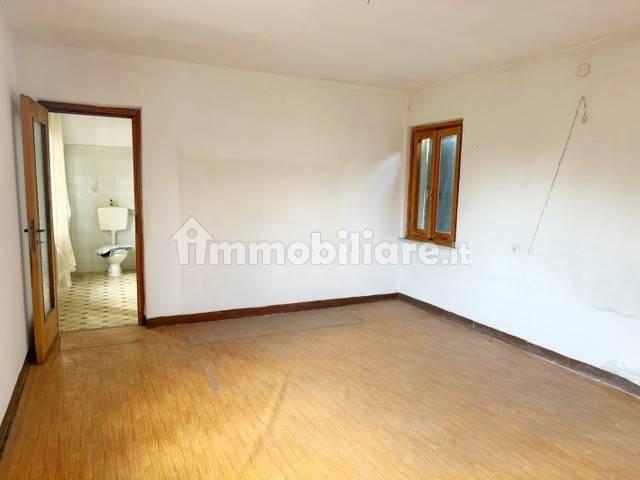 Terratetto unifamiliare 100 m², da ristrutturare, Centro, Casteggio — foto 9 di 9
