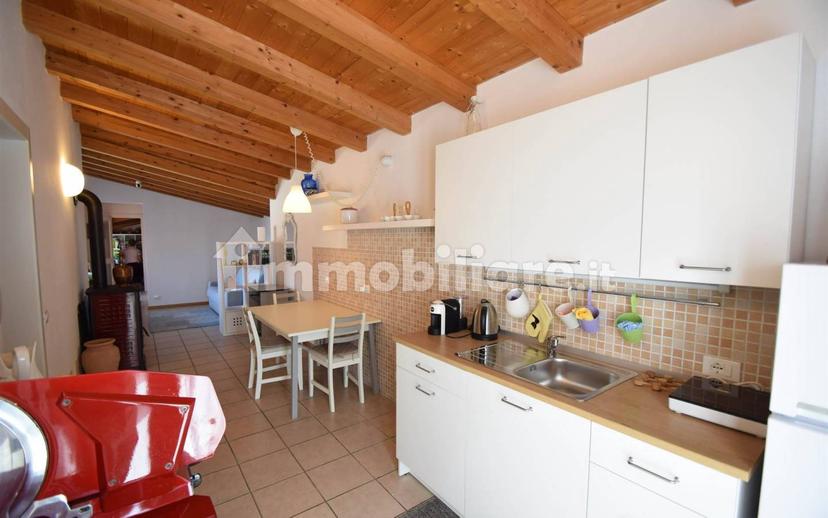 Terratetto unifamiliare 190 m², ottimo stato, Cerreto Landi, Carpaneto Piacentino
