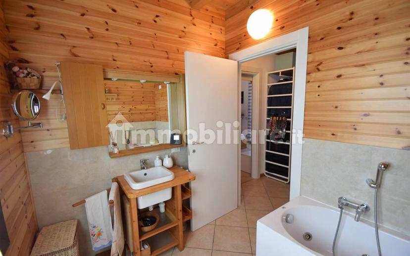 Terratetto unifamiliare 190 m², ottimo stato, Cerreto Landi, Carpaneto Piacentino — foto 23 di 26