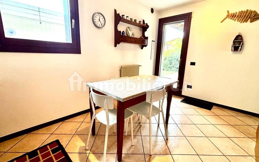 Villa a schiera 5 locali, buono stato, Frattina, Pravisdomini — foto 9 di 31