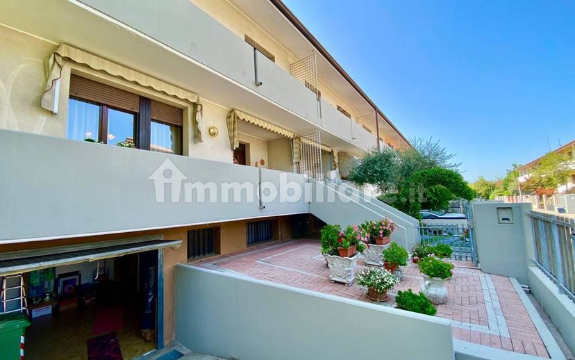 Villa a schiera 5 locali, buono stato, Vallenoncello, Pordenone — foto 15 di 30