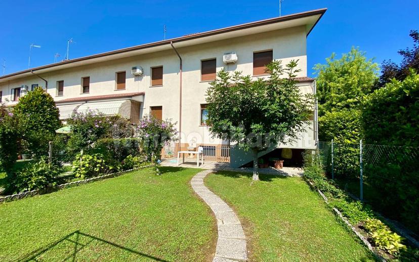 Villa a schiera 5 locali, buono stato, Vallenoncello, Pordenone — foto 10 di 30