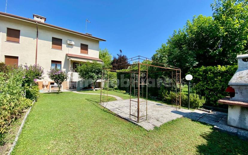 Villa a schiera 5 locali, buono stato, Vallenoncello, Pordenone — foto 5 di 30