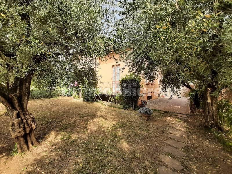 Villa unifamiliare via dei pescatori, Centro, San Felice del Benaco — foto 16 di 20