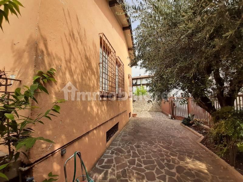Villa unifamiliare via dei pescatori, Centro, San Felice del Benaco — foto 18 di 20