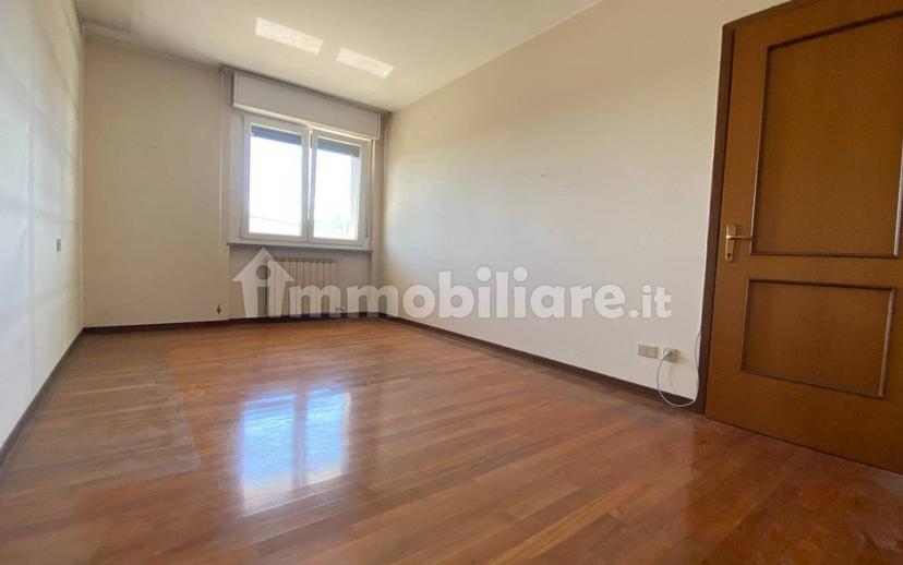 Trilocale via Ombrone, Olgiate Olona — foto 25 di 39