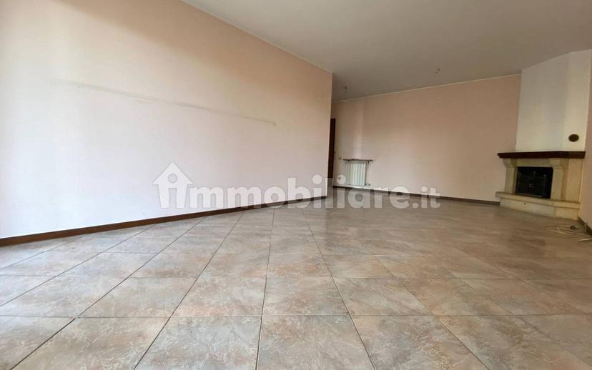 Trilocale via Ombrone, Olgiate Olona — foto 19 di 39