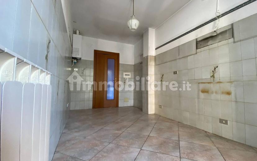 Trilocale via Ombrone, Olgiate Olona — foto 5 di 39