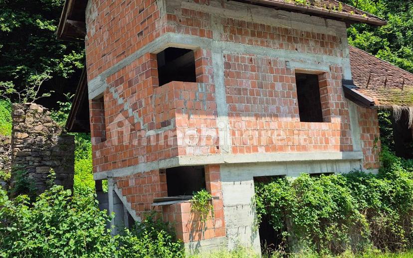 Rustico 300 m², Prato Carnico — foto 2 di 16