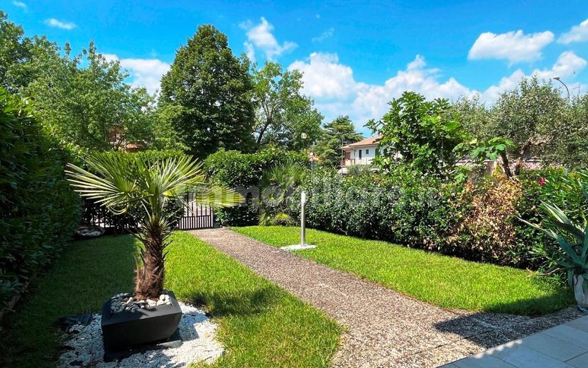Villa unifamiliare via Grazia Deledda, 25, Palazzolo, San Giorgio in Salici, Sona — foto 15 di 61