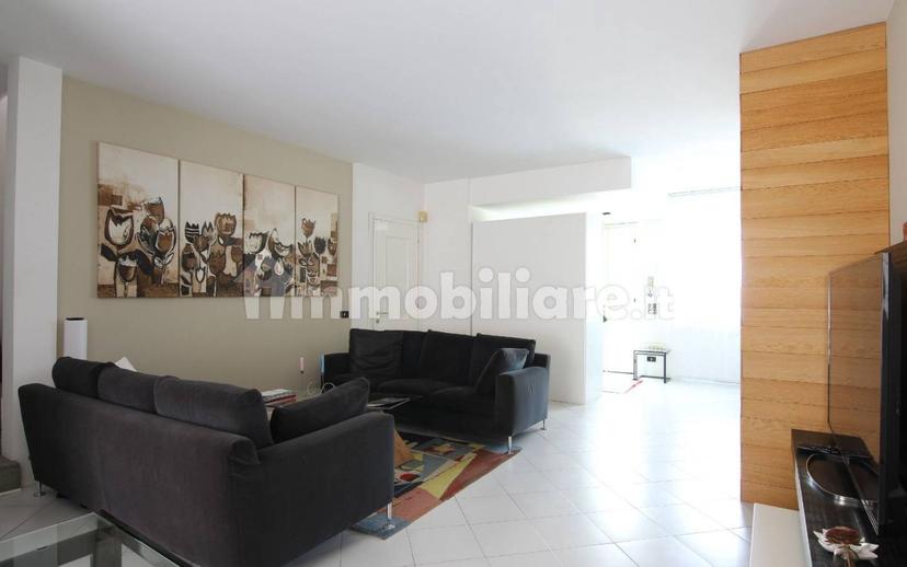 Villa unifamiliare via Grazia Deledda, 25, Palazzolo, San Giorgio in Salici, Sona — foto 5 di 61