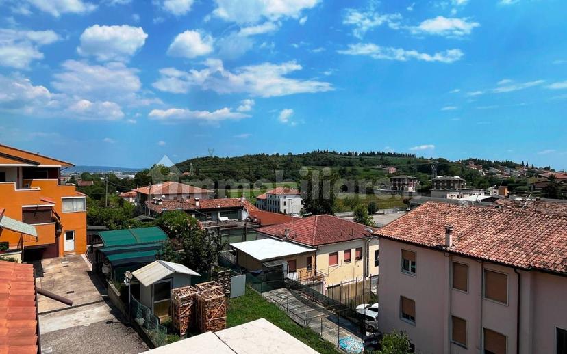 Villa unifamiliare via Grazia Deledda, 25, Palazzolo, San Giorgio in Salici, Sona — foto 2 di 61
