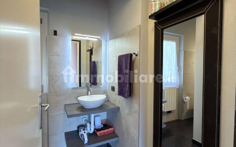 Bilocale via Ugo Ricci 10, Tremezzo, Tremezzina — foto 3 di 20