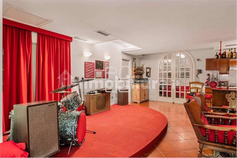 Villa unifamiliare via Marconi, Desenzano Centro, Desenzano del Garda — foto 49 di 56