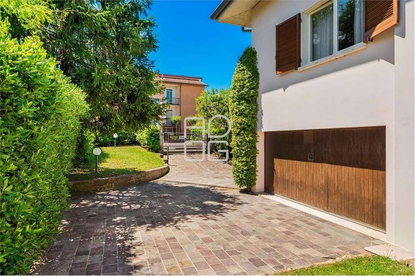 Villa unifamiliare via Marconi, Desenzano Centro, Desenzano del Garda — foto 39 di 56